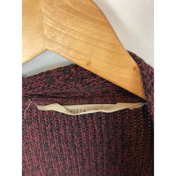 Athleta Chevron Shaker Stitch Wrap, Bell Burgundy Size Medium - Picture 4 of 9